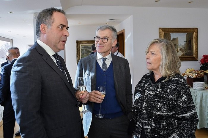 Auro Palomba con il Presidente di Enel, Patrizia Greco, e il Direttore Comunicazione del Gruppo Enel, Roberto Deambrogio